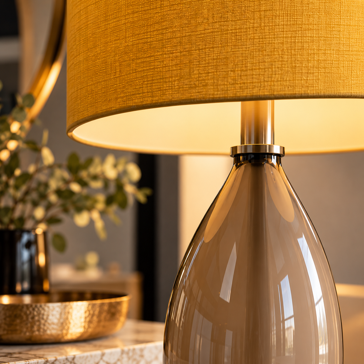 Lampada da Tavolo Sling in Vetro Liscio Tortora – Design Elegante